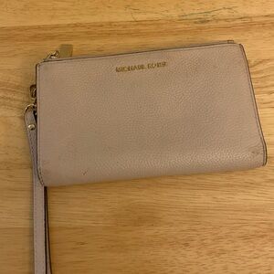 Michael Kors Cream Clutch Sleek Leather Double Zip Wristlet